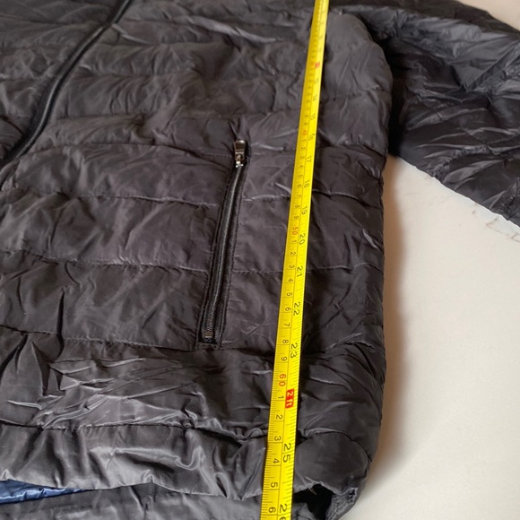 Michael Kors Packable down filled puffer bomber jacket, Mens size medium - Picture 16 of 16